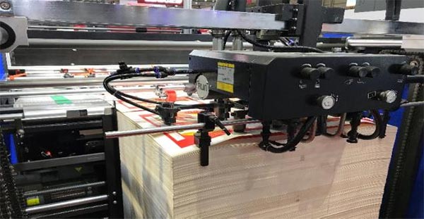 Automatic Roller Coat Varnish Coater